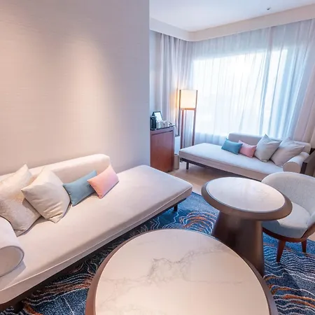 Hotel Springs Makuhari Premier Chiba Exterior photo