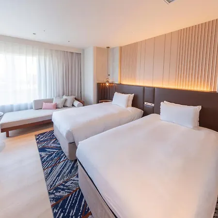 Hotel Springs Makuhari Premier Chiba Exterior photo