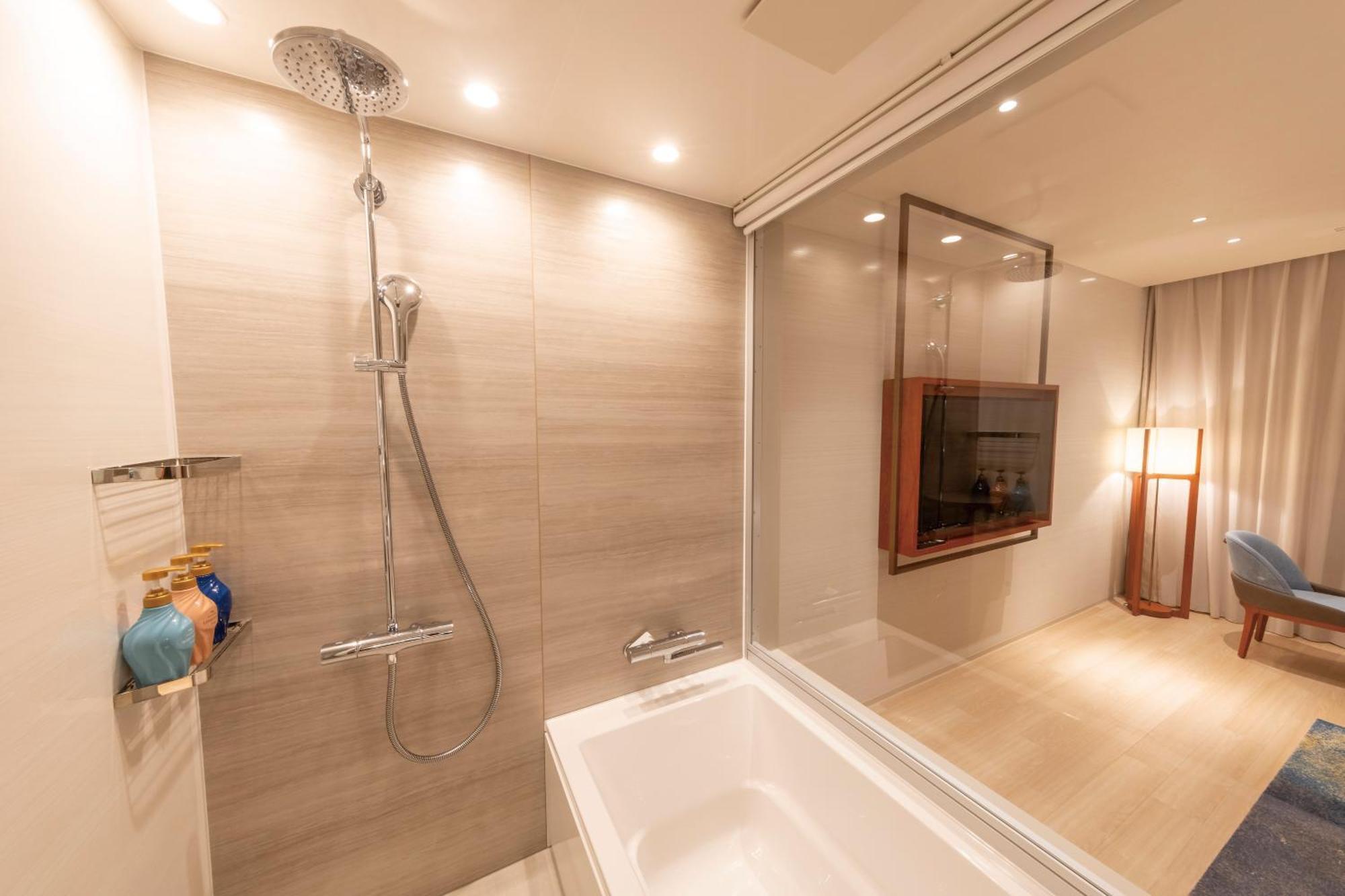Hotel Springs Makuhari Premier 5*